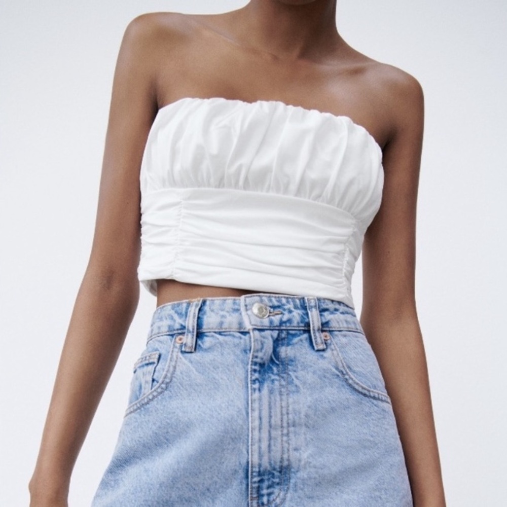 SOLD EUC Zara White Strapless Top